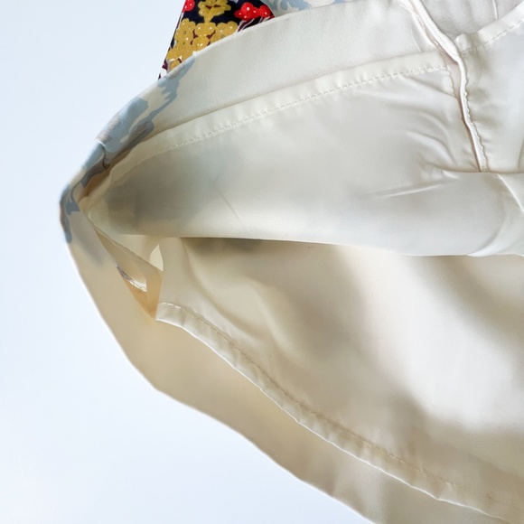 H&M Floral Pencil Lined Skirt Size 2 - Picture 6 of 9